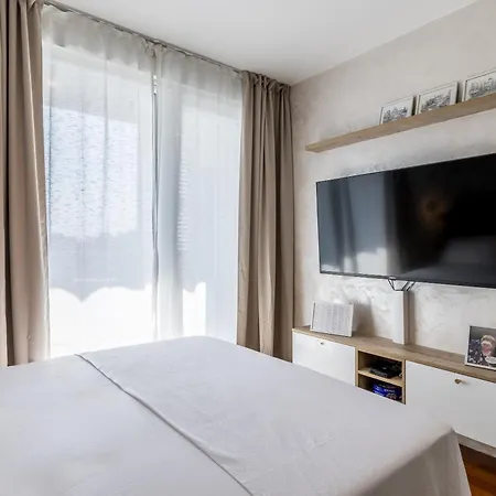 Apartment Blue 2 Luxury
