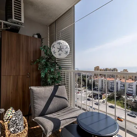 Blue 2 Luxury Apartment *